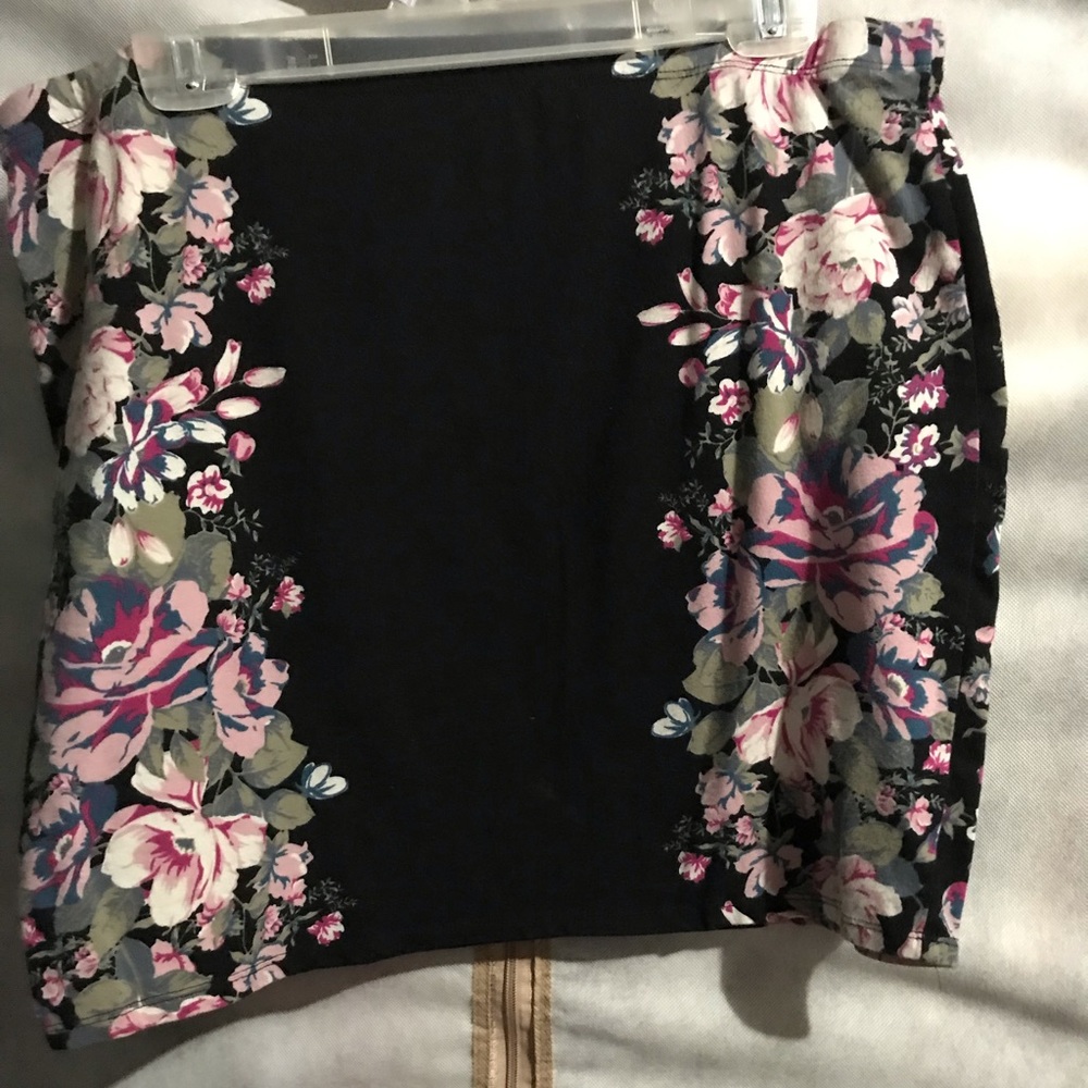 Black and floral Mini skirt